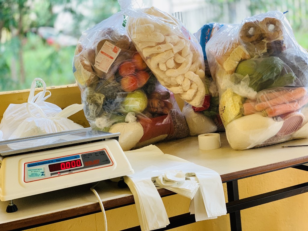 Campus realiza 3ª entrega de kits de alimentos do PNAE