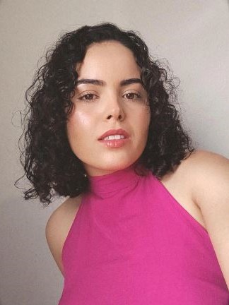 ROANNE WALESKA VIEIRA GOMES Estagiaria